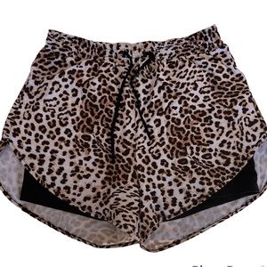Polly park animal print fully lined shorts